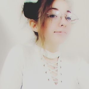 Meet your Posher, Tayea